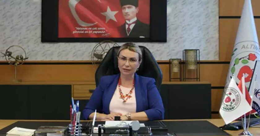 Altezova'nın CHP Belediye Başkanı partisinden istifa etti – siyasi haberleri kırdı