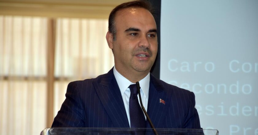 “Savunma endüstrisinde ve milliyette Türkiye için mutlak bir gereklilik”