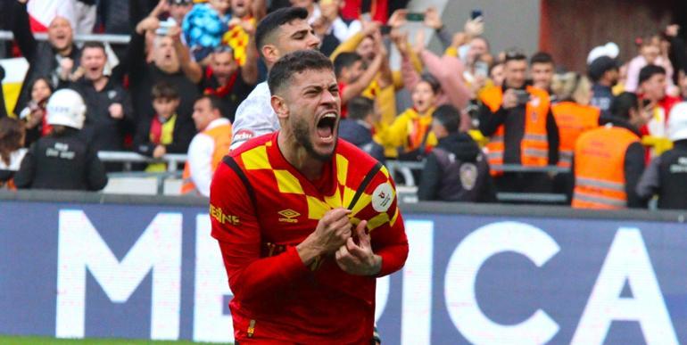 Leipzig, Romolo bombasını patlattı, resmen transfer oldu ...