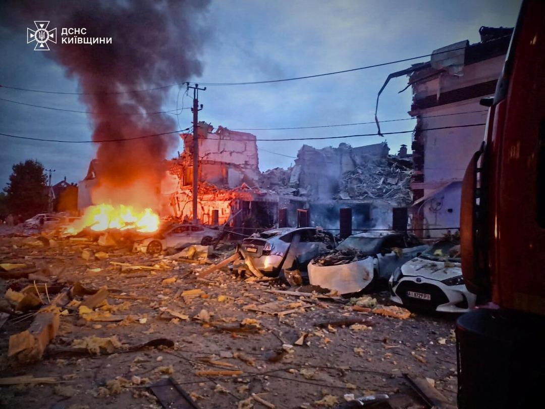 Taş başkentte taşta değil! Dünya şu görüntülerden bahsediyor: Kiev, Rusya'nın 12 saat boyunca füze yağdığı Harabeler 3'e döndü