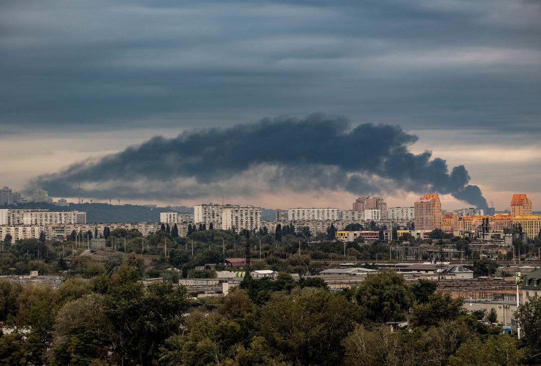 Taş başkentte taşta değil! Dünya şu görüntülerden bahsediyor: Kiev, Rusya'nın 12 saat boyunca füze yağdığı kalıntılara döndü