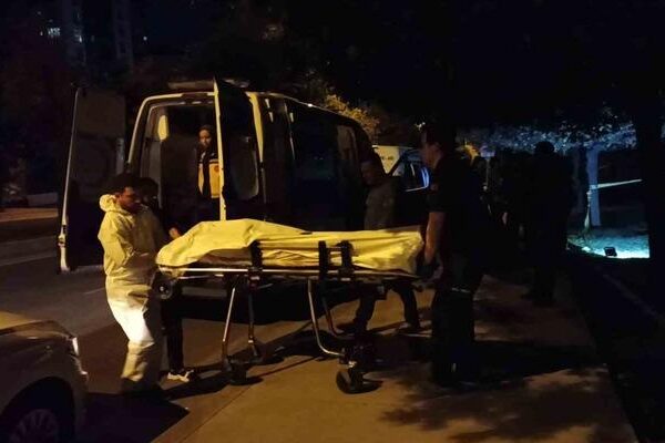 Ümraniye'deki korkunç olay! Cansız vücut ağacın üzerinde asılı bulundu