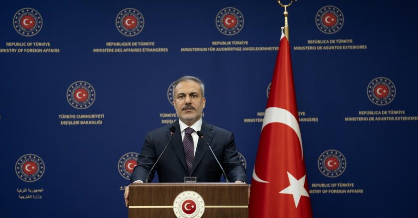 Dışişleri Bakanı Fiddan Bakanı Güler ve Yerlikaya ile bir araya geldi