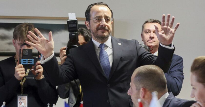 Güney Kıbrıs'tan Kuzey Kıbrıs'a “müzakerelerin yeniden başlatılması” sinyali