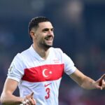 Altın Baş Merih Demiral! Yıldız savunmacının evindeki tarihi performansı…