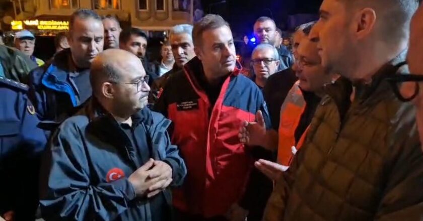 Depremde yaralanan 22 kişiden 4'ü taburcu edildi