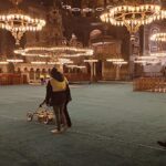 Ayasofya'ya “kamyon girdi” iddiası: Bakanlıktan tartışmaya ilişkin fotoğraflı açıklama!