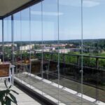 Katlanır cam balkon sistemleri ile modern yaşam alanları oluşturma